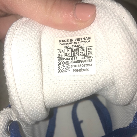 Men’s Reebok Sneakers - Picture 5 of 5